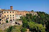 Volterra, vista da piazza xx settembre 